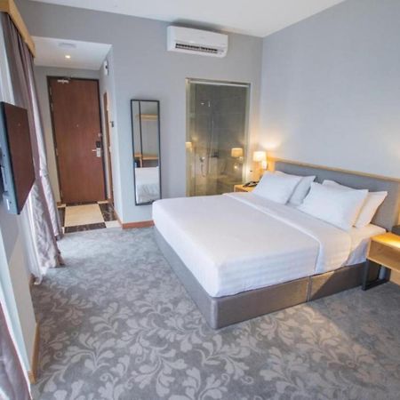 Redpine Boutique Hotel Skudai Eksteriør billede